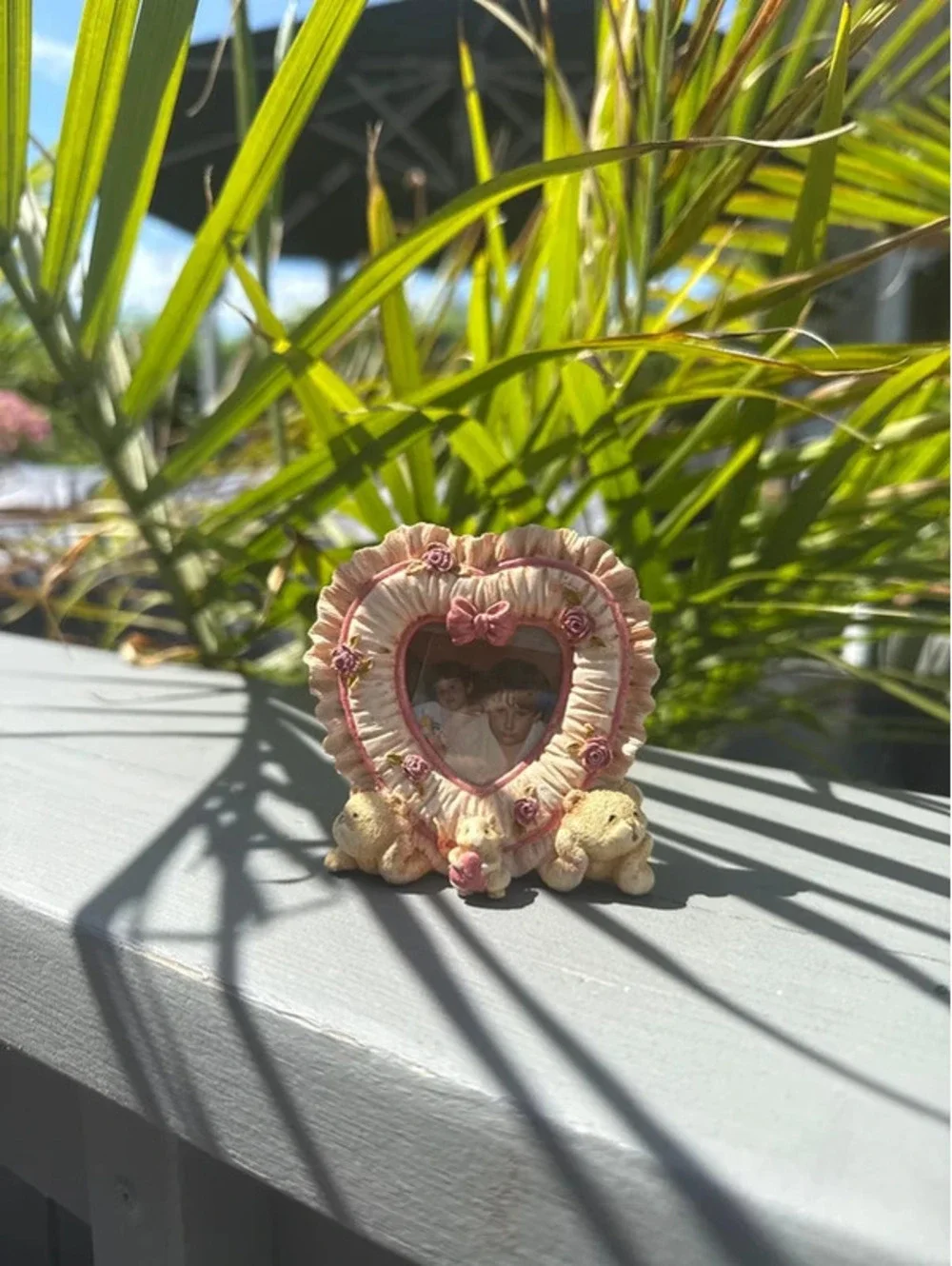 Small heart frame